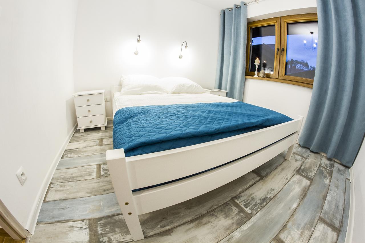 "Miedzy Gruszka A Sanem" Apartment Lesko Luaran gambar