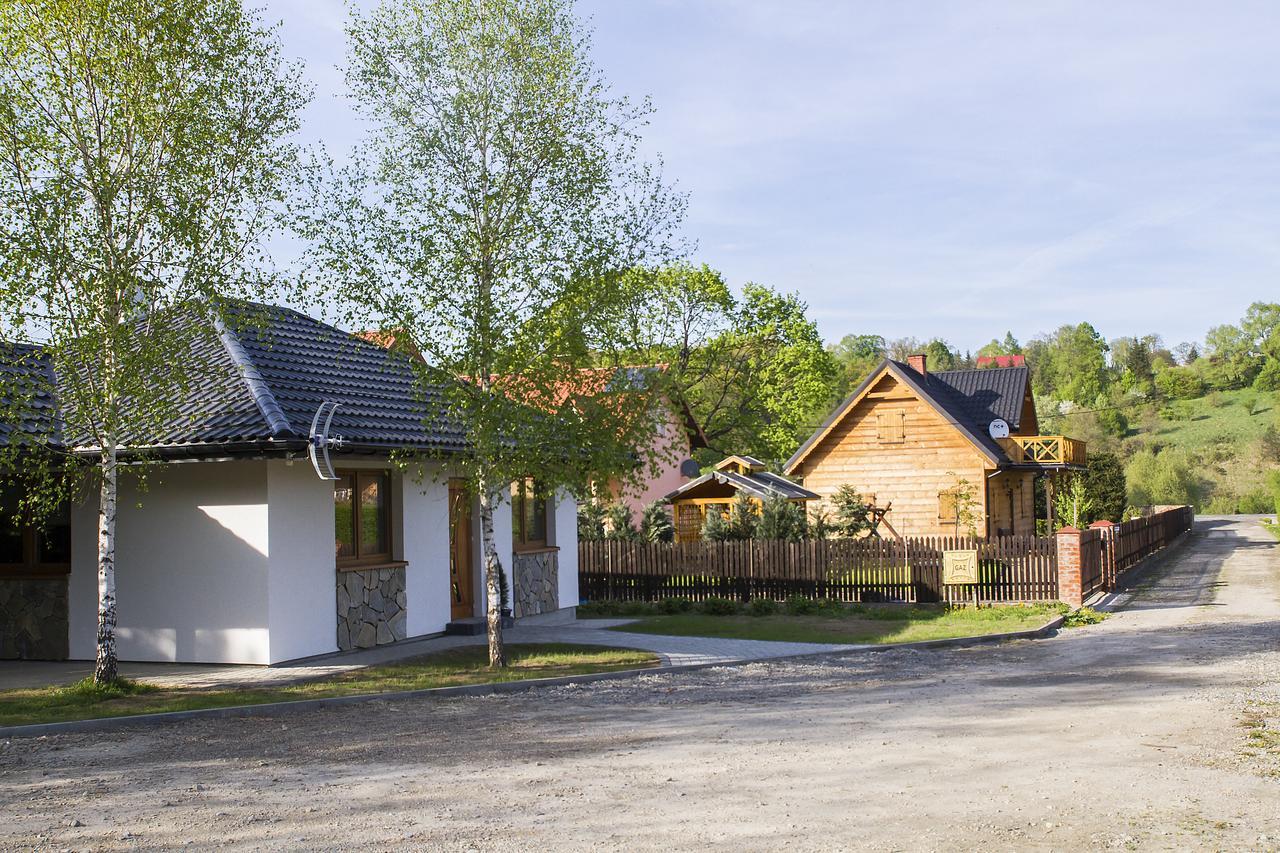 "Miedzy Gruszka A Sanem" Apartment Lesko Luaran gambar